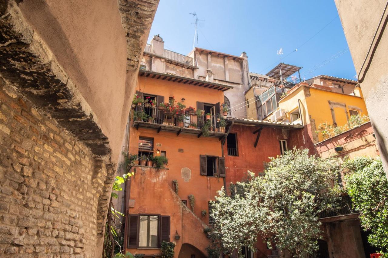 Ferienhaus The Red House At Arco Degli Acetari *